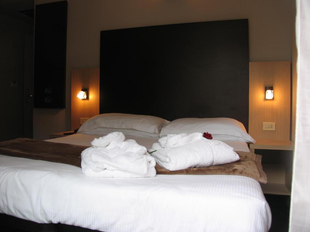 Hotel Aiglon Rimini Zimmer foto