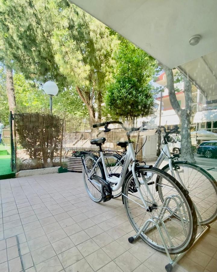 Hotel Aiglon Rimini Exterior foto